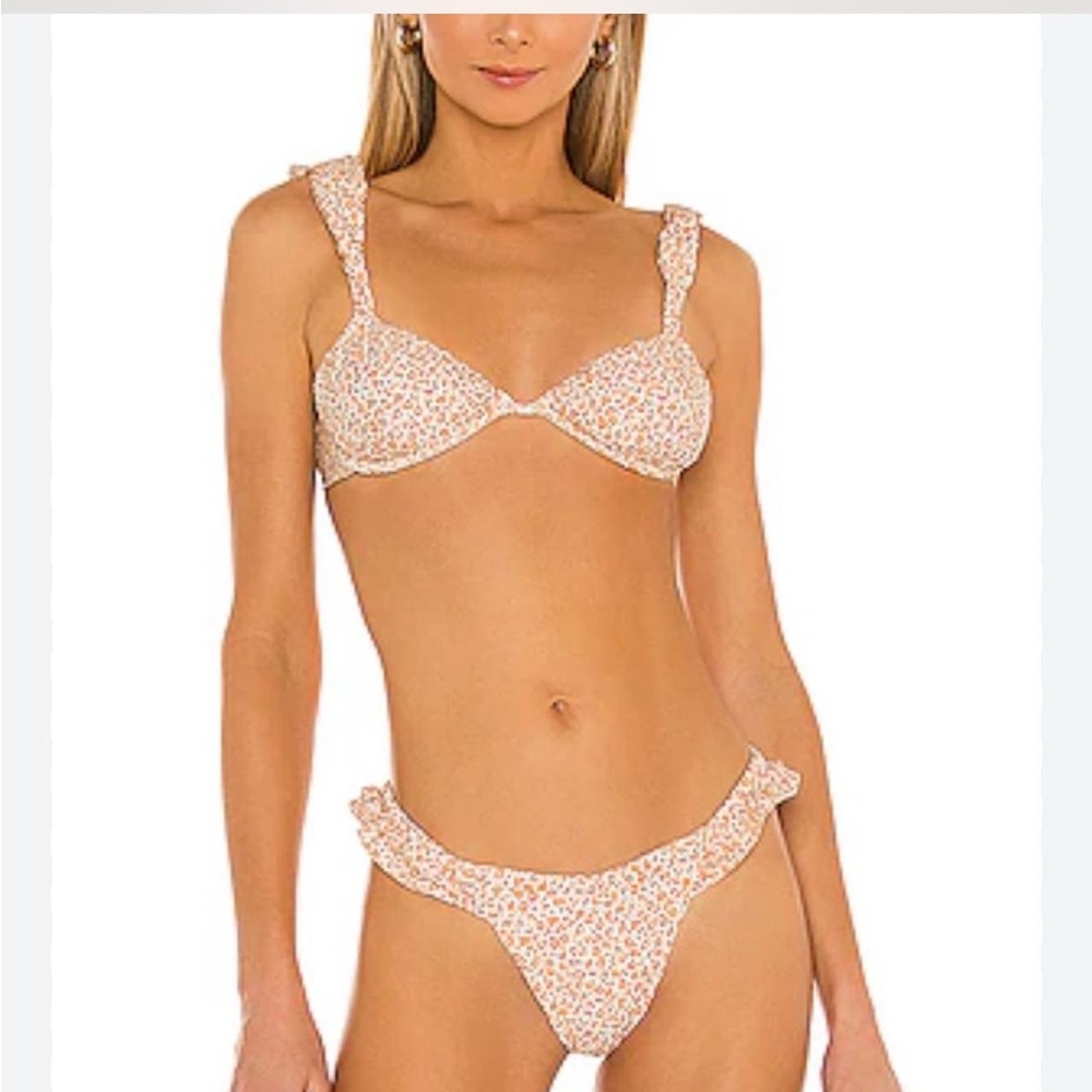 Tularosa Giamina orange leopard swimsuit set. size small in top and bottom